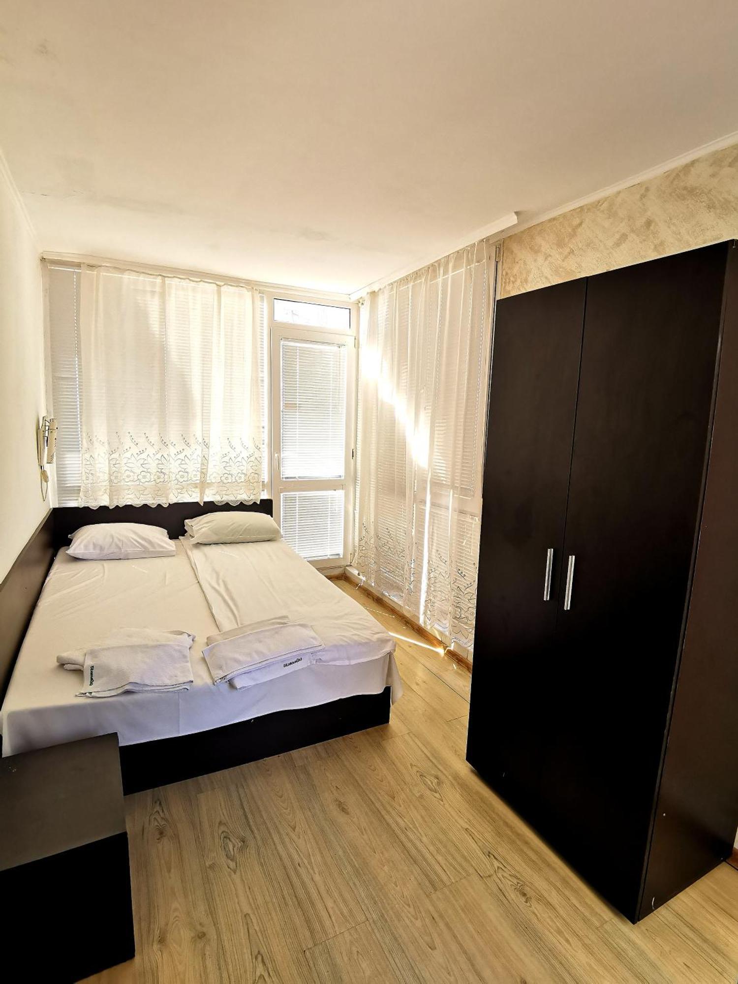 Family Hotel White House Pomorie Exteriér fotografie