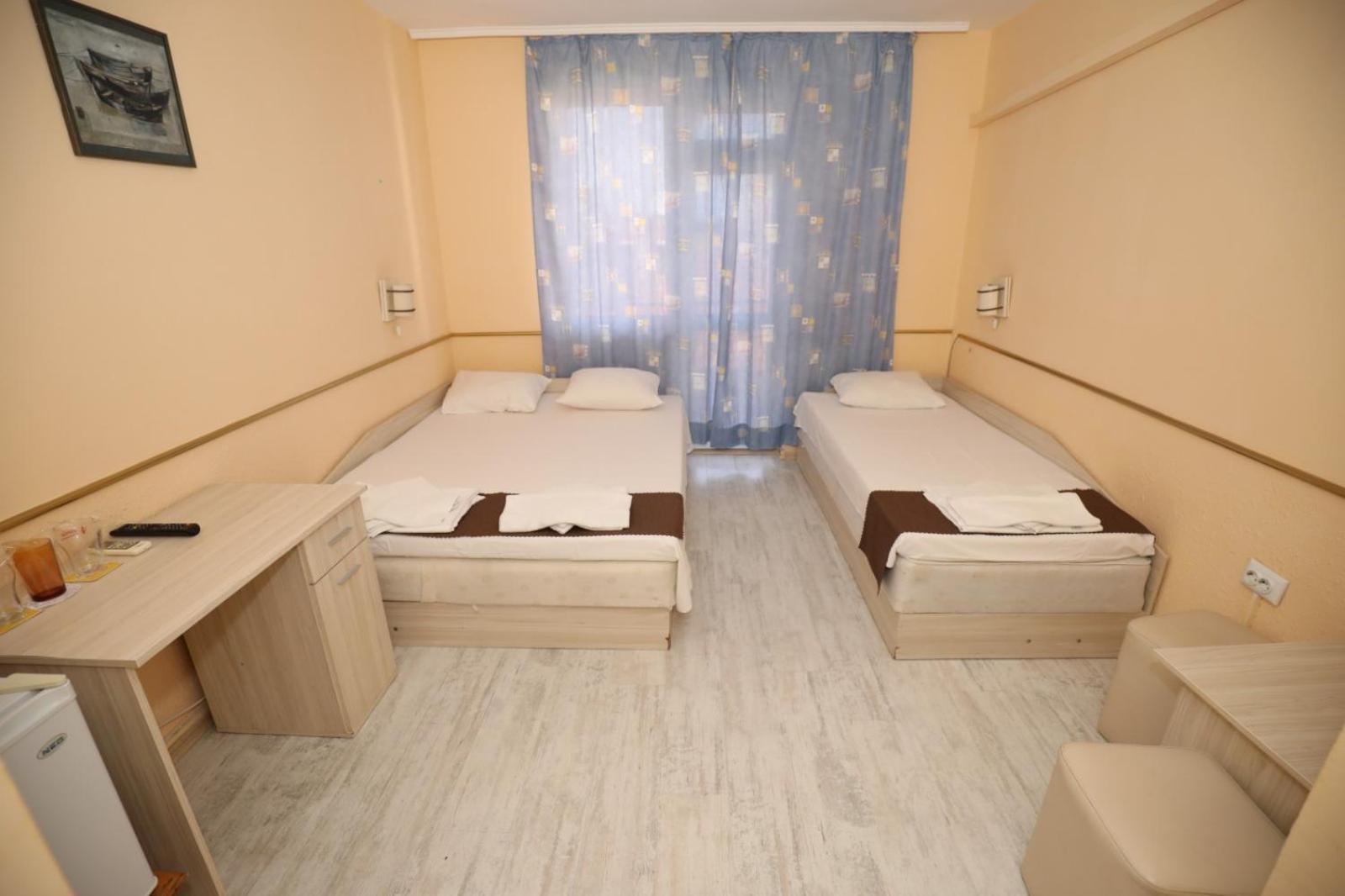 Family Hotel White House Pomorie Exteriér fotografie