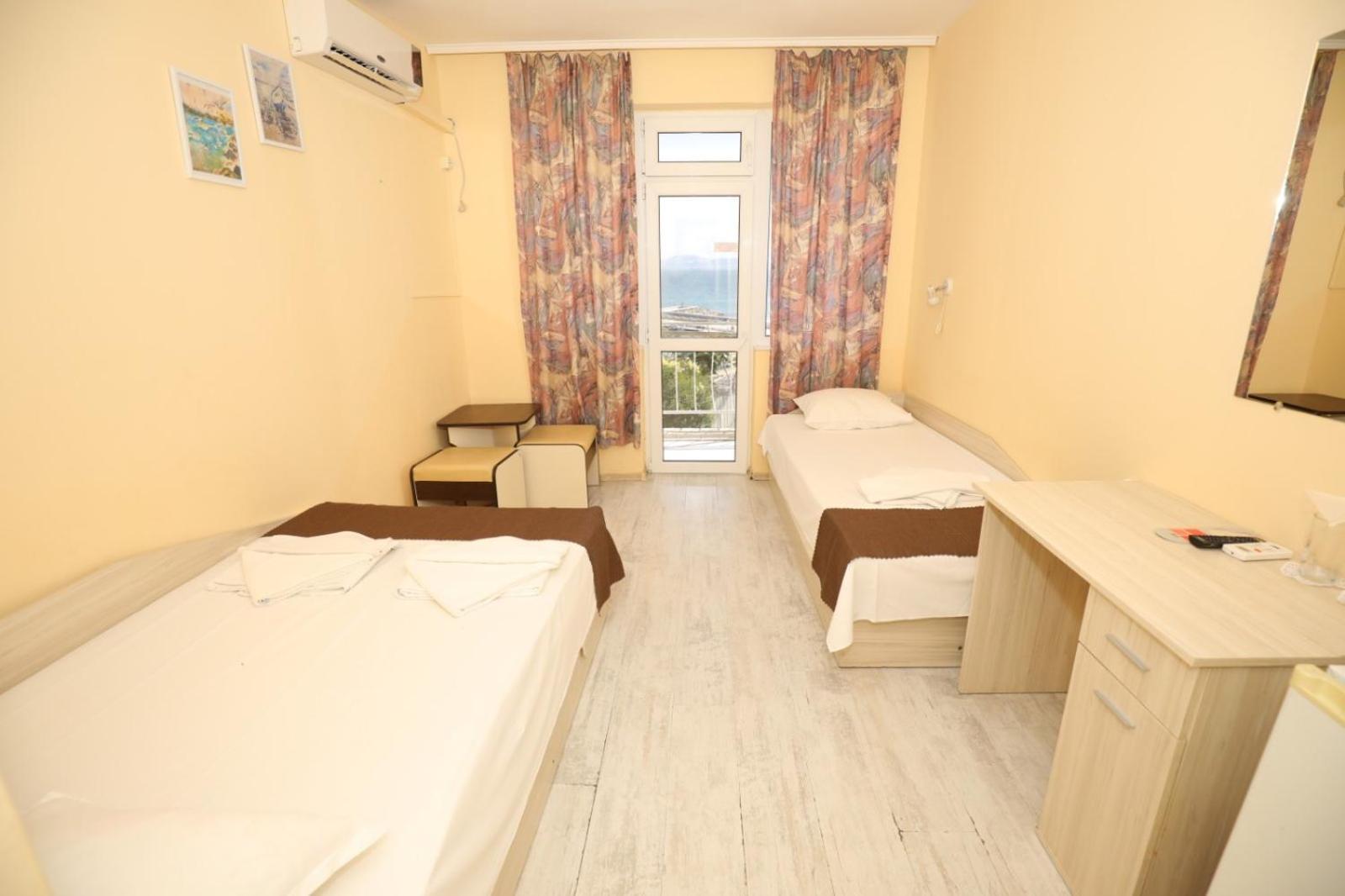 Family Hotel White House Pomorie Exteriér fotografie